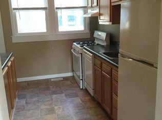 1615 E Taylor St #1, Bloomington, IL