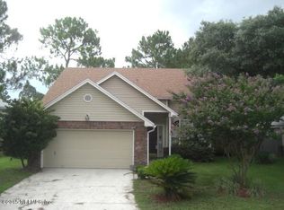 2037 Saint Martins Dr W, Jacksonville, FL 32246