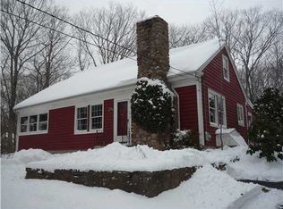 69 Stony Fort Rd, Saunderstown, RI 02874