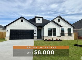 5904 SW Chiefs Ave, Bentonville, AR 72713