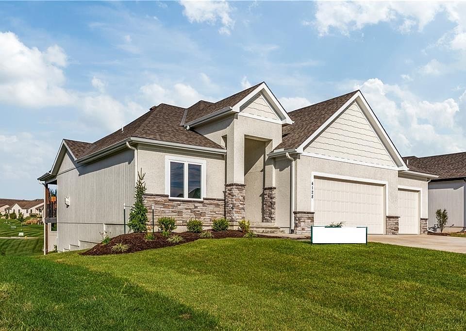 1st image of 1508 NE Stewart Pl