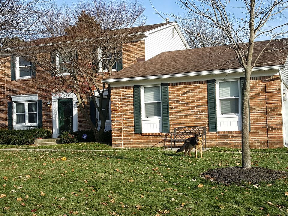 2nd image of 25360 Surrey Ln