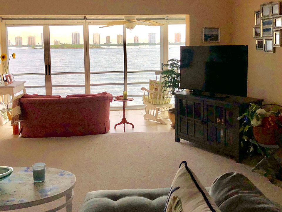 Living Room / Great Room