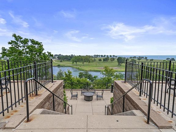 5th image of 1300 N Prospect AVENUE #420