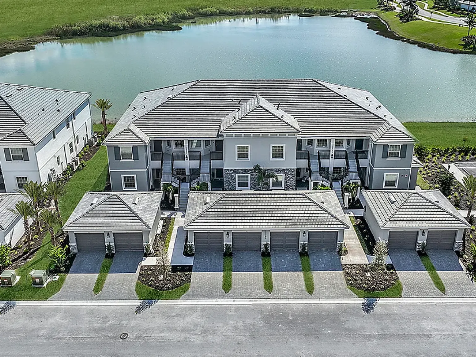 11801 Venetian Lagoon Dr — Photo 1