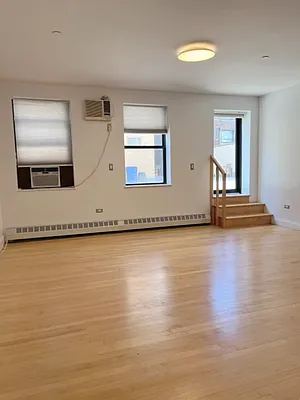 Rented by Winzone Realty Inc | media 18