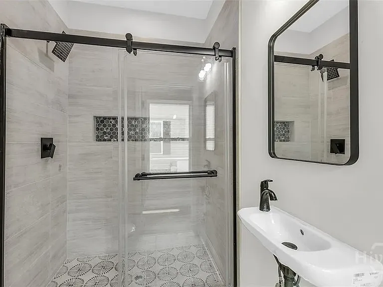 716 Waters Ave — Photo 8