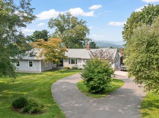 5 Red Bird Ln, Lakeville, CT 06039