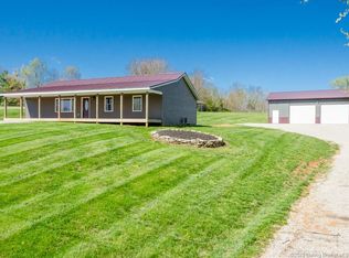 1916 N Rush Creek Rd, Salem, IN 47167