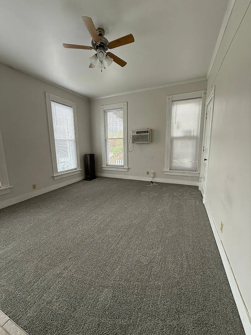 106 W 14th Street — Photo 2