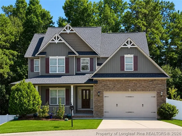 41 Shallow Ford St, Cameron, NC 28326