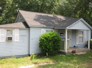 414 N Davis St, Dallas, NC 28034