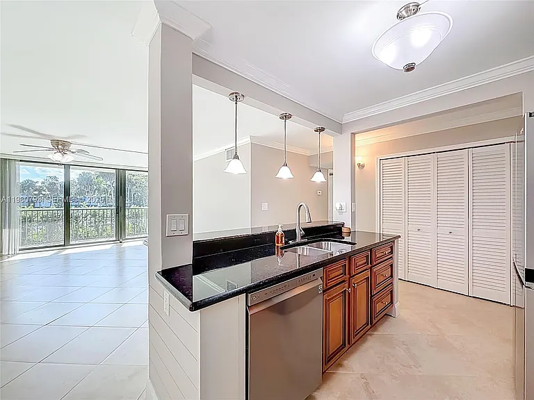 1350 River Reach Dr #118 — Photo 4