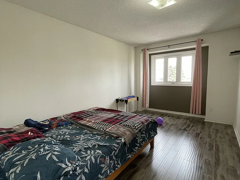 5 Alexis Way — Photo 8