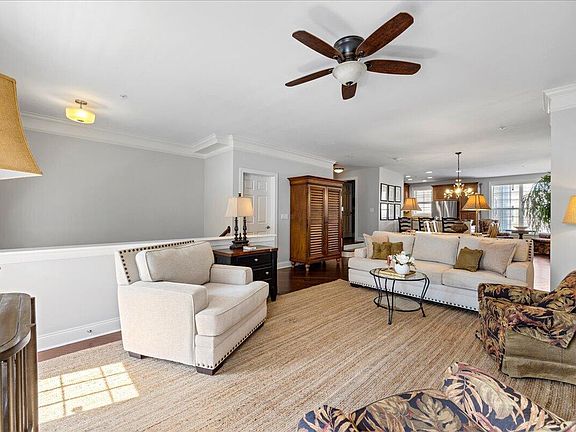 5th image of 10520 Sablewood Dr Unit 103