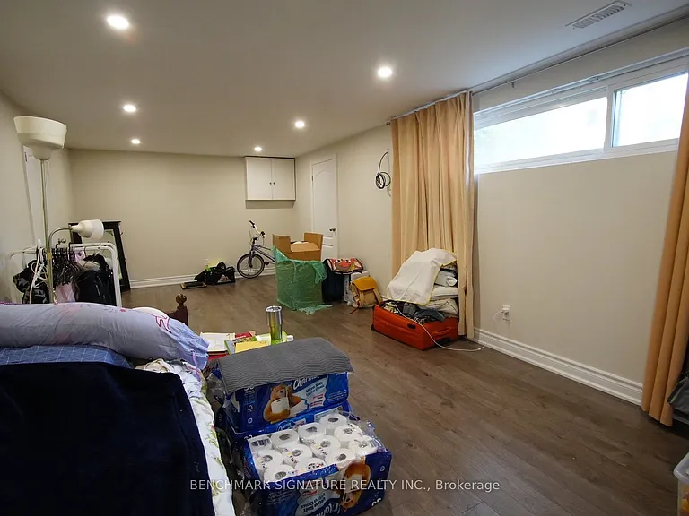 220 Lucas St #BASEMENT — Photo 5
