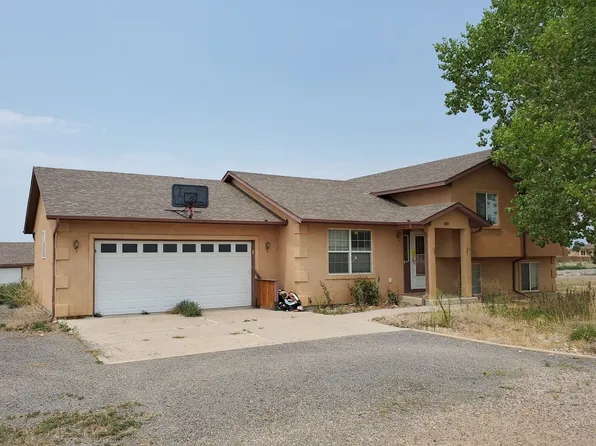 1167 N Red Granite Ln, Pueblo West, CO 81007