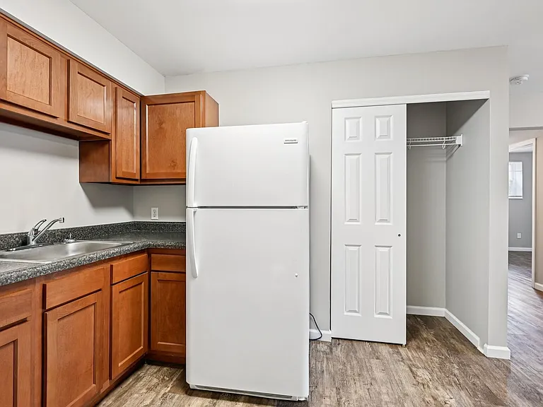 LongView Apartments — Photo 38