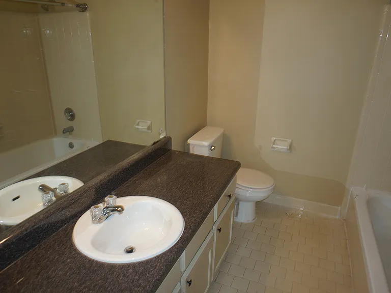6525 Castle Creek Ln — Photo 19