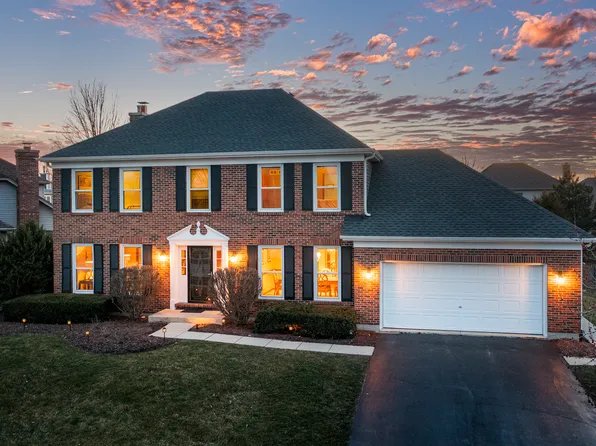 3831 Mallard Ln, Naperville, IL 60564