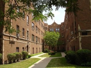 4245 N Hermitage Ave APT 1B, Chicago, IL 60613