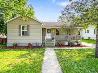 117 W Custer Ave, Oshkosh, WI 54901