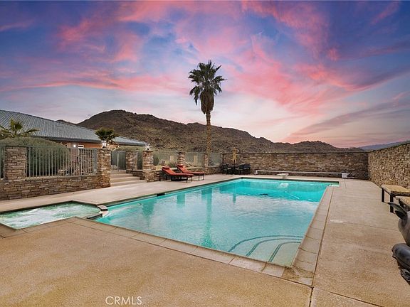 3rd image of 13724 Yuma Rd