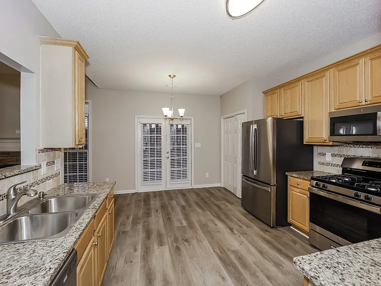 9 Terrace Park — Photo 10