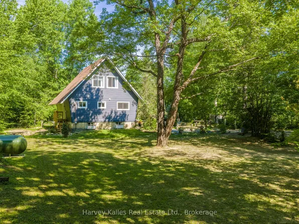 66 Robert Rd E, Huntsville, ON P1H 2J4