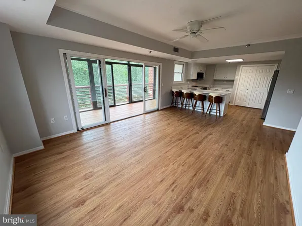 600 McKinsey Park Dr APT 502, Severna Park, MD 21146