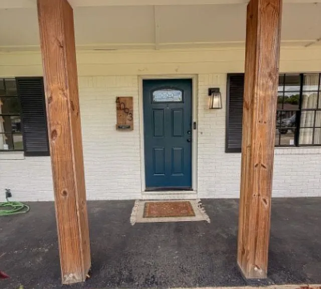 4093 E Johnson Ave — Photo 3