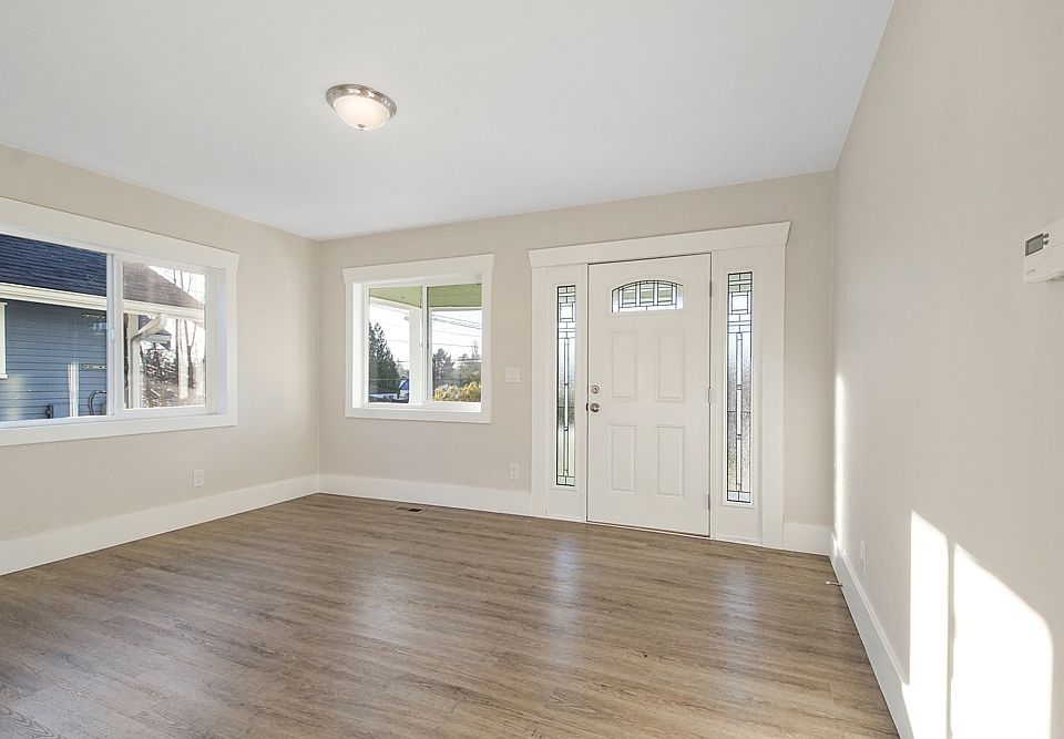 1st image of 5017 S Sheridan Ave