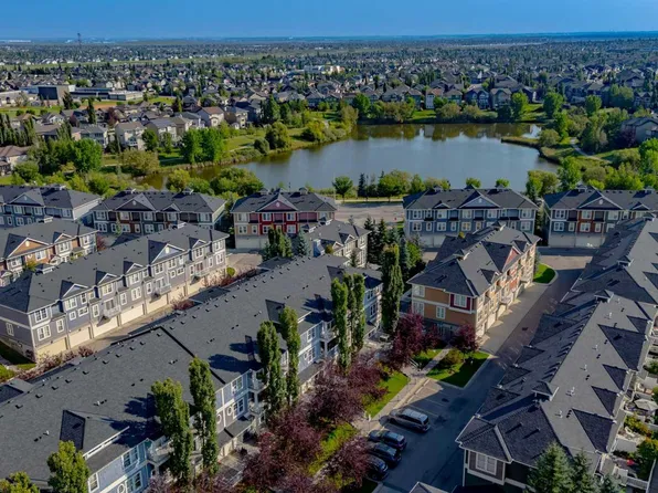 26 Auburn Bay Mnr SE, Calgary, AB T3M 0A6