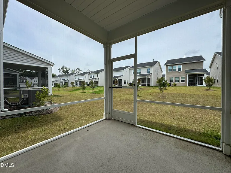 375 Garden Vine Trl — Photo 31