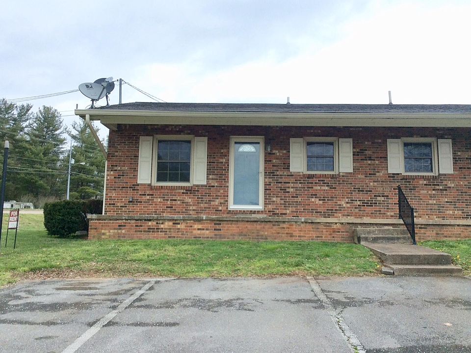 1st image of 2811 E Oakland Ave #1