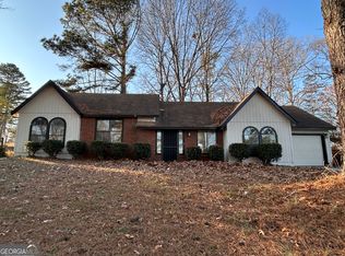 3821 River Rd, Ellenwood, GA 30294