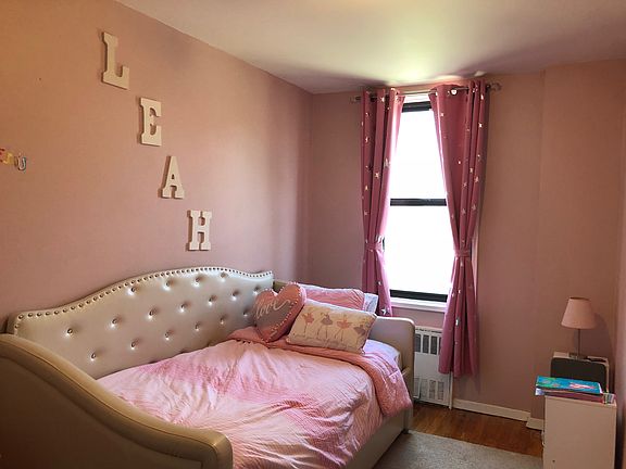 5th image of 121 S Highland Ave APT 5E