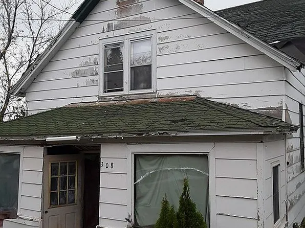 308 4th Ave, Bessemer, MI 49911