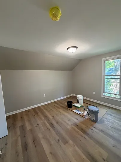 319 W Washington St #3 — Photo 8