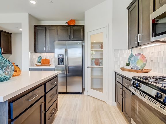 Ample cabinet space in kitchen