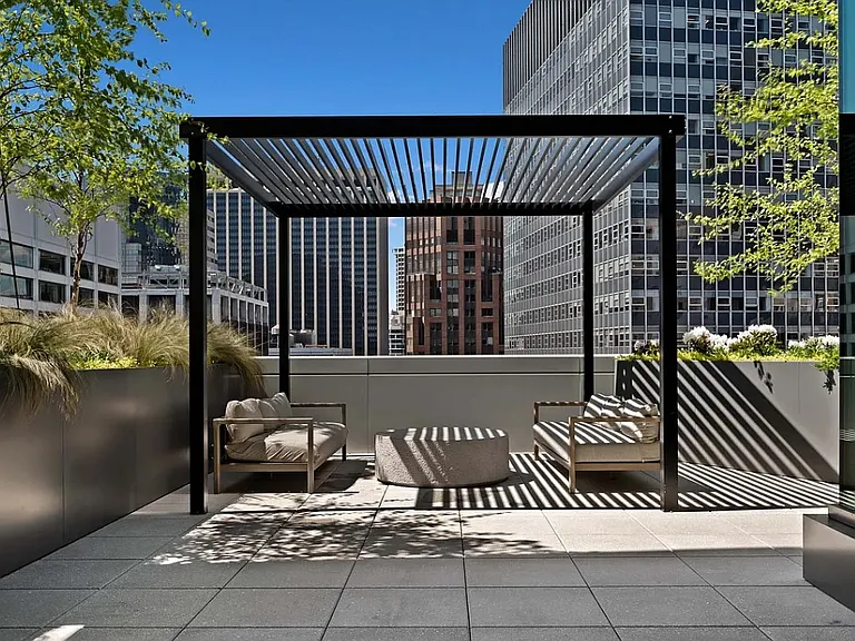160 Water St #3K — Photo 8