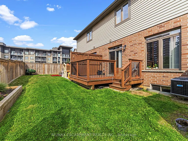 17 Southshore Cres — Photo 20