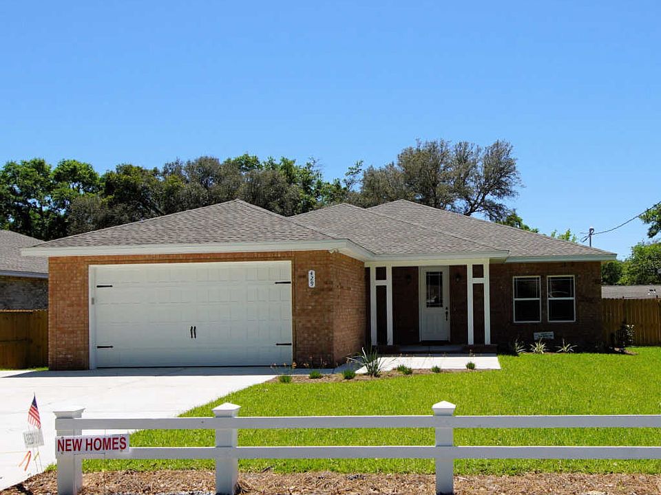 1st image of 429 Baywood Dr