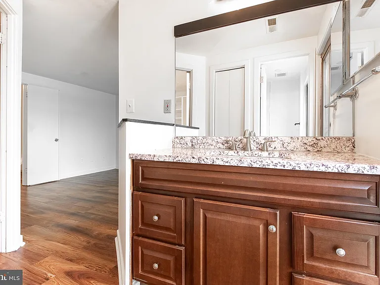 18153 Tunstall Dr — Photo 17