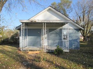 90 W Poston Rd, Martinsville, IN 46151