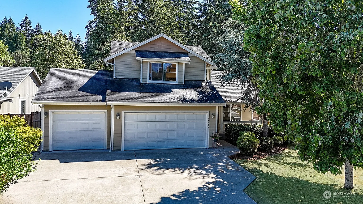 15775 Yelm Terra Way SE photo 1