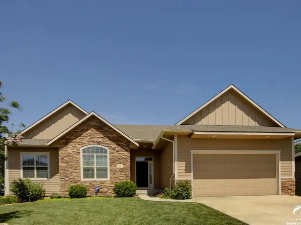 626 N Wren Dr, Lawrence, KS 66049