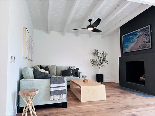 611 Avenue C Photo 1