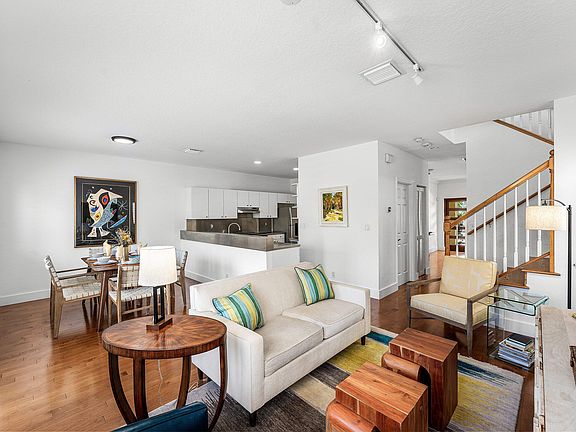5th image of 808 SW 7th Avenue