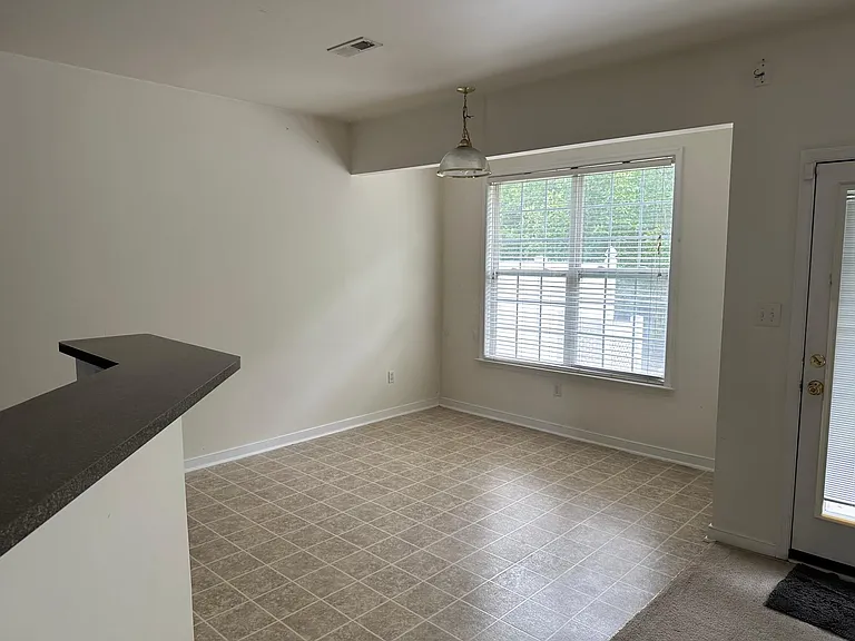 837 Parkland Pl — Photo 7